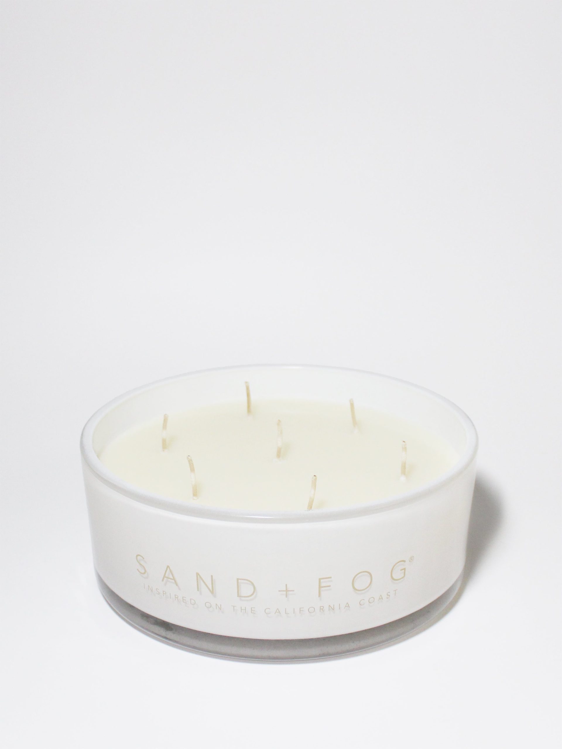 Sand Fog White Vanilla 34 oz scented candle - Image 3