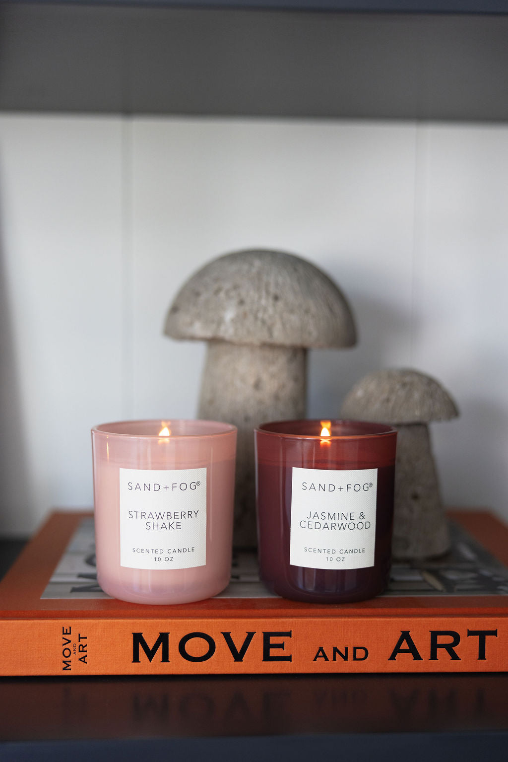 Sand Fog Jasmine & Cedarwood 10 oz scented candle - Image 5
